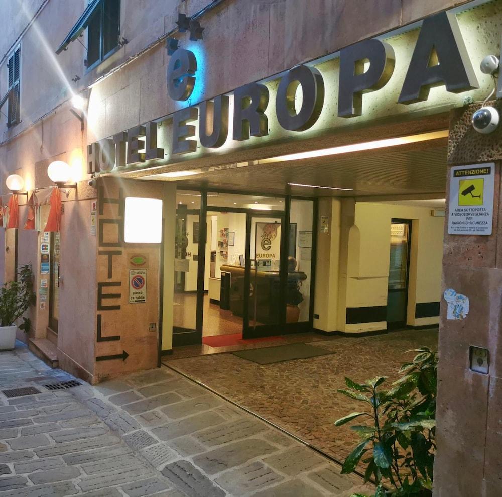 Hotel Europa Genua Buitenkant foto